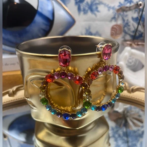 🆕 OSCAR DE LA RENTA 🧿 Crystal Hoop Earrings - Rainbow - Picture 2 of 11